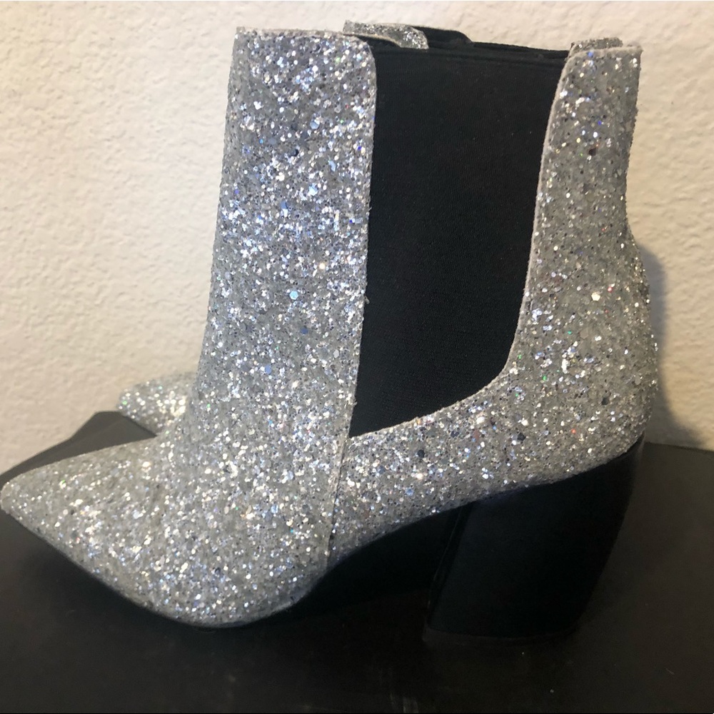 Lulus 7.5 Sparkle Booties